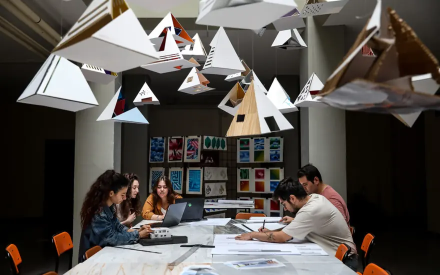 Dokuz Eylul Universitesi YÖK raporunda zirveye yerleşti
